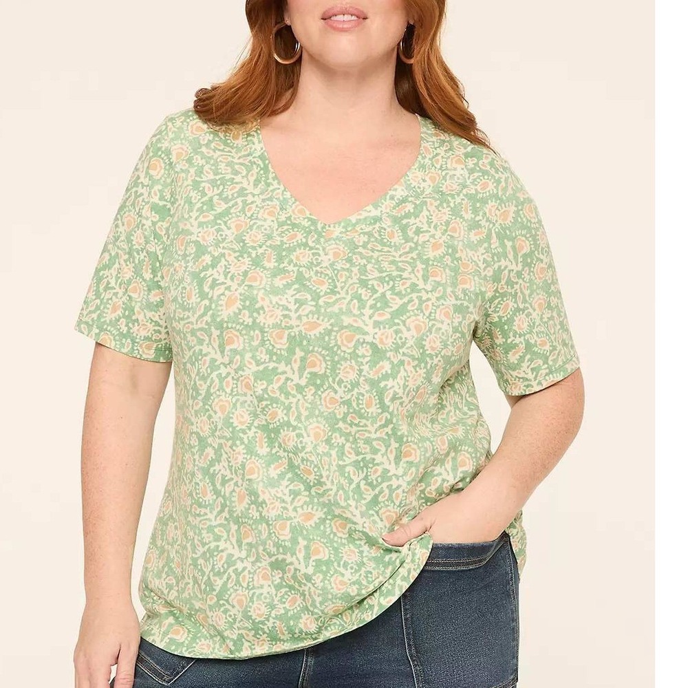 Lane Bryant Perfect Sleeve V-Neck Tee in Green Leaves Size 14/16